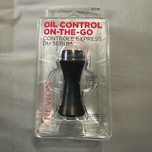 Revlon Oil-Absorbing Roller (Seen on TikTok) NWT